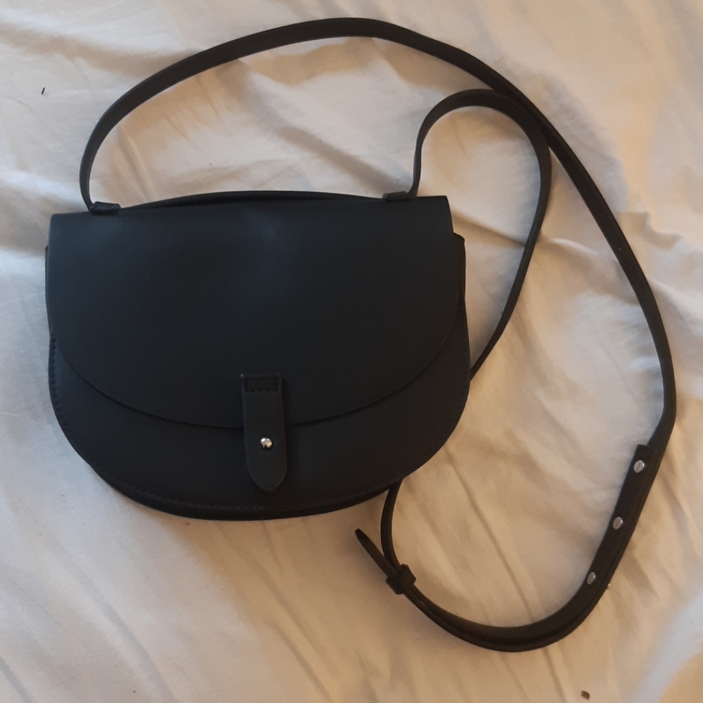 Gap Crossbody Bag